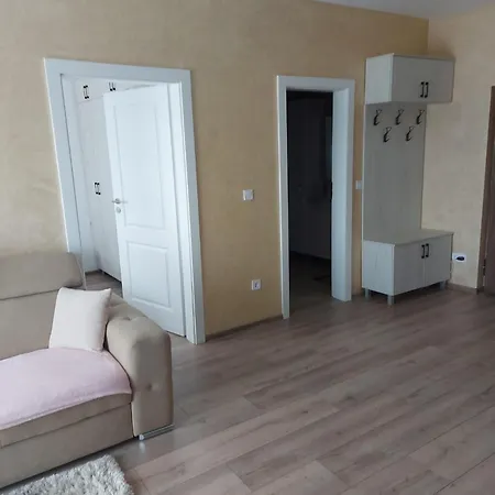 Timea's House Apartment *